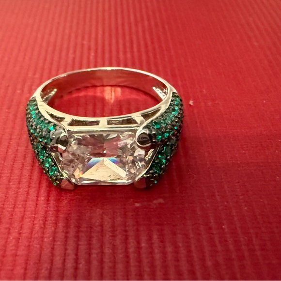 PAJ RING SILVER PLATE CUBIC ZIRCONIA STATEMENT CZ GREEN PAVE BLING ICE SIZE 8 - Picture 1 of 11